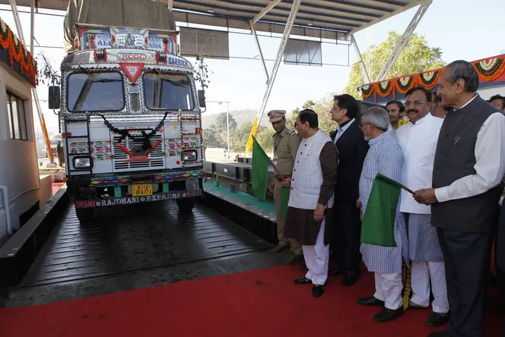 દેશની પ્રથમ "ડિજિટલ ચેકપોસ્ટ" નું સીએમ રૂપાણીના હસ્તે લોકાર્પણ 