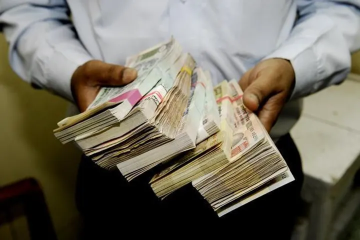 1064 પર કોલ કરો અને બેંકોમાં થતી ગેરરીતિ અટકાવો : ACB 