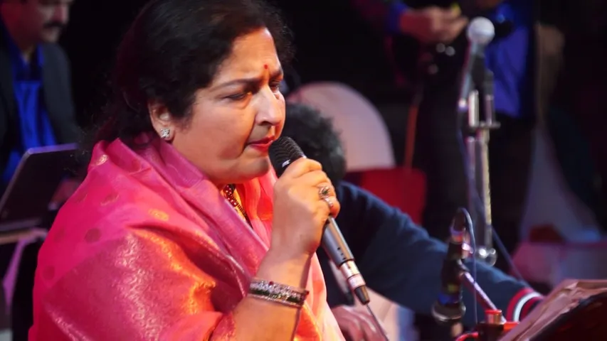 અંકલેશ્વર માં અનુરાધા પૌડવાલના મધુર ગીતોથી વાતાવરણ સંગીતમય બન્યુ