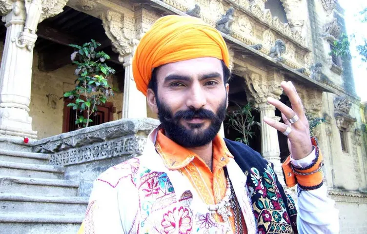 વેદનો ઉપાસક સાંઇભક્ત રામદૂત: સાંઈરામ દવે