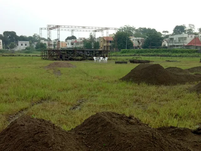 વરસાદી માહોલ સાથે નવરાત્રી મહોત્સવની તૈયારીઓ શરૂ