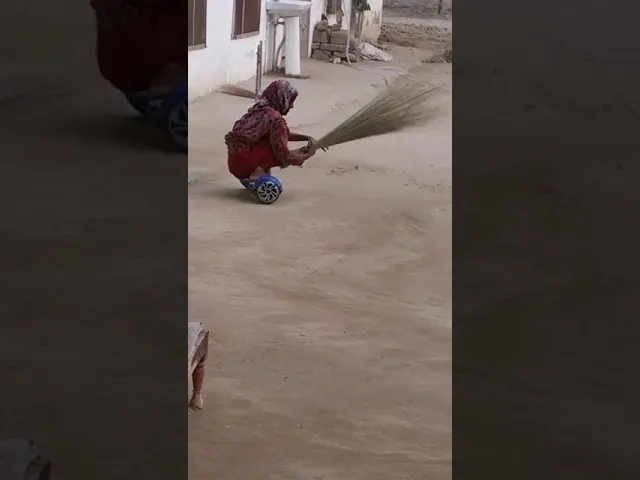 મહિલાએ સફાઈ કરવા માટે અપનાવ્યો નવો જુગાડ