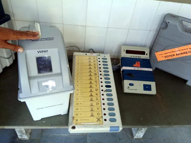 અંકલેશ્વર ડિસ્પેન્સરી ખાતે EVM અને VVPAT મશીનનું  નિદર્શન યોજાયુ