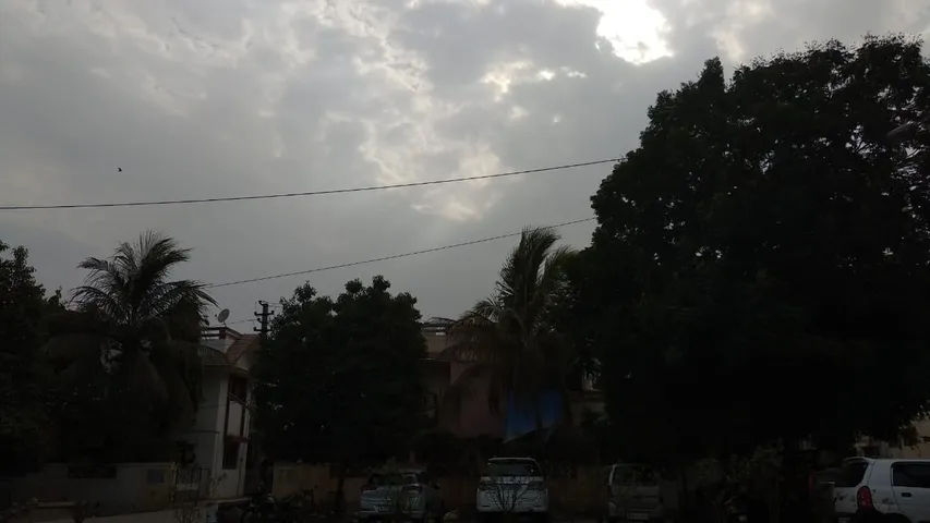 ભરૂચ-અંકલેશ્વરનાં વાતાવરણમાં આવ્યો પલટો, દિવસભર રહ્યો વાદળછાયો માહોલ