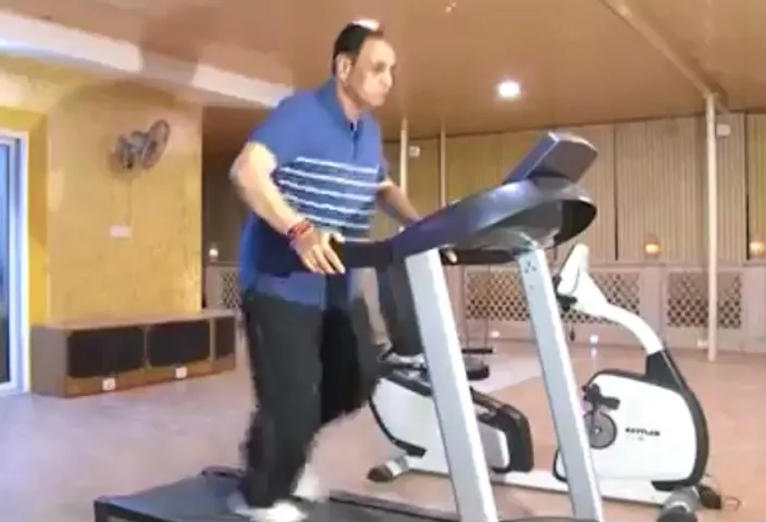 મુખ્યમંત્રી વિજય રૂપાણીની ફિટનેસ ચેલેન્જ, મહારાષ્ટ્રનાં CM ને ફેંક્યો પડકાર