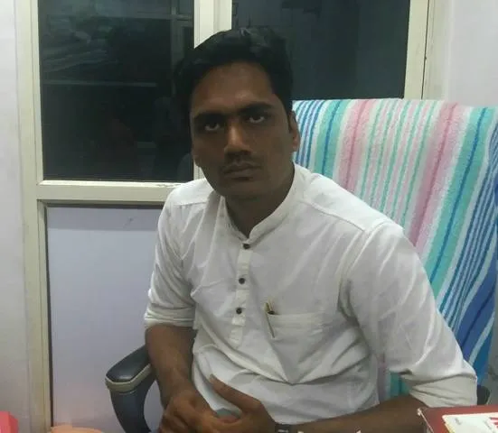 સુરતમાં પાસ કન્વીનર અલ્પેશ પર પાંચ શખ્સોનો હુમલો, લોકોના ટોળા ઉમટ્યા