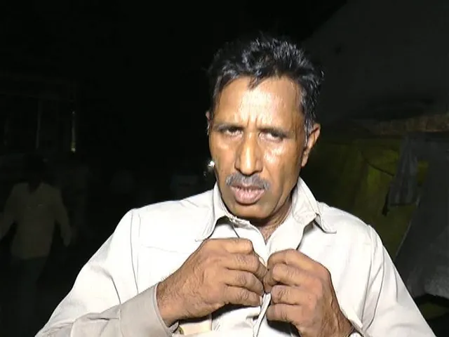 છોટાઉદેપુરમાં PSI ઢગલાબંધ દારૂ સાથે પકડાયા