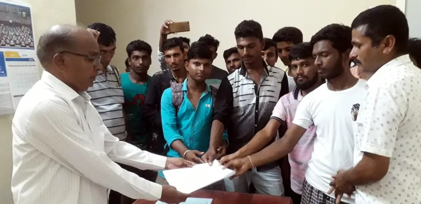 હાંસોટઃ કંટીયાજાળમાં મહિનાથી વીજ ધાંધિયાને પગલે ગ્રામજનોમાં આક્રોશ