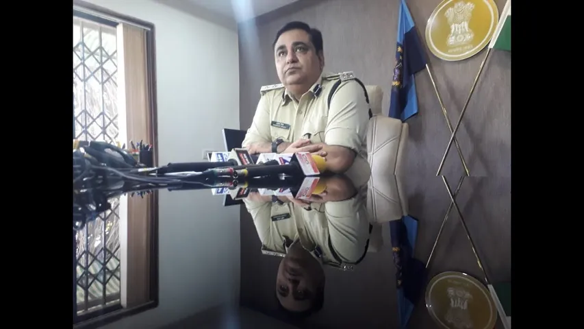 CG Exclusive : રાજપારડી PSI અને તેમની ટીમને બિરદાવતા જિલ્લા SP સંદિપ સિંઘ