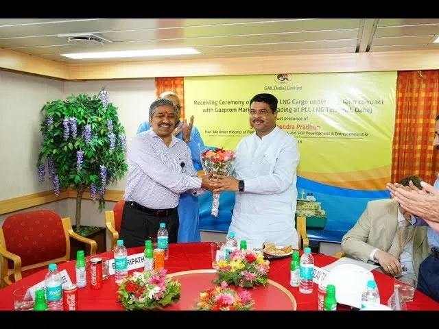 ભારતનાં રશિયા સાથે ઉર્જા ક્ષેત્રે નવા સંબંધો આકાર લઈ રહ્યા  છેઃ ઉર્જા મંત્રી