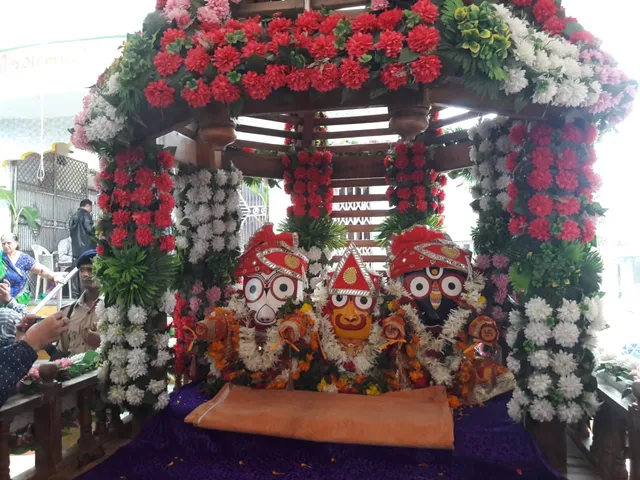 અંકલેશ્વરઃ રથમાં બિરાજ્યા ભગવાન જગન્નાથ, વરસાદી માહોલ વચ્ચે ગુંજ્યો જયઘોષ