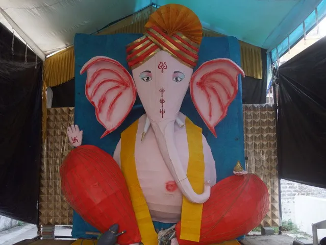 વાંસ અને ન્યૂઝ પેપરના વેસ્ટમાંથી બનાવ્યા શ્રીજી, આ છે બેસ્ટ ઇકો ફ્રેન્ડતલી ગેણેશા