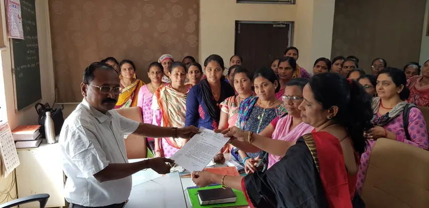 ઝઘડિયાઃ ગુજરાત આંગણવાડી સંગઠનના નેજા હેઠળ મામલતદારને કરાઇ ઉગ્ર રજૂઆત