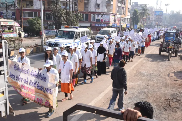 વ્યારામાં રાષ્ટ્રીય દિકરી દિવસની યોજાઈ મહારેલી