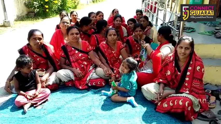 રાજયમાં સરકારી કર્મીઓની હડતાલની ખીલી મૌસમ: શિનોરની આશા વર્કરોએ કરી હડતાલ