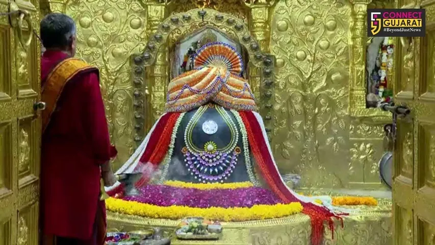 સોમનાથ : મહાશિવરાત્રી નિમિતે સોમનાથ દાદાનો કરાયો અલૌકિક શૃંગાર, ભક્તોનું ઉમટયું ઘોડાપુર