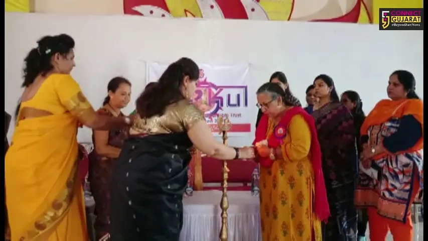 દેવગઢબારીયામાં ૫૦૦ ઉપરાંત વિદ્યાર્થીનીઓને સેનેટરી પેડનું વિતરણ કરાયું