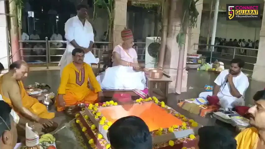 કચ્છ: માતાના મઢ હવન સાથે કરાઇ નવરાત્રીની પુર્ણાહુતી
