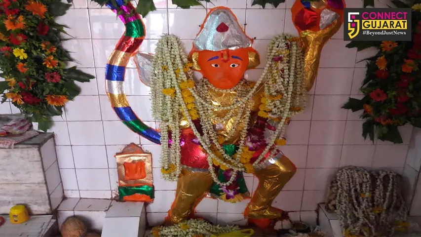 ‘જય શ્રી રામ’ના જયઘોષથી હનુમાન મંદિરો ગુંજયા