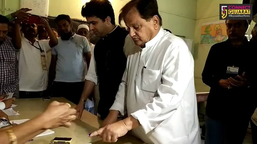 પીરામણ ગામે રાજ્યસભા ના સાંસદ અહેમદ પટેલે કર્યું મતદાન