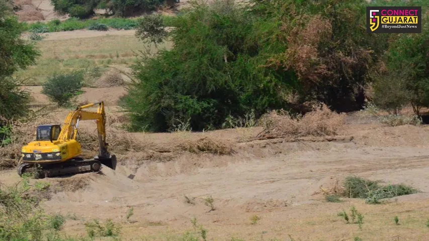 ભરૂચ–અંકલેશ્વર નર્મદા નદીમાં ભુમાફિયાઓને માટી ખનન માટે મોકળું મેદાન