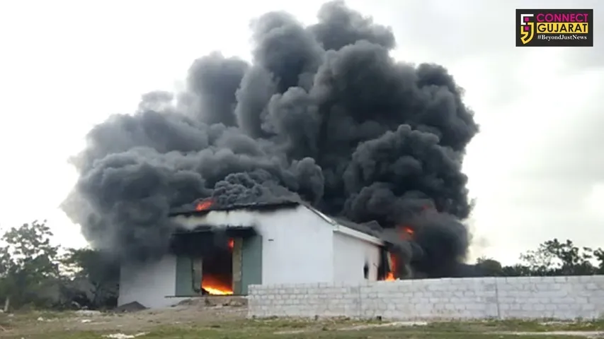 જૂનાગઢ: ભેંસાણ રોડ ઉપર આવેલ પ્લાસ્ટિકના કારખાનામાં લાગી ભીષણ આગ