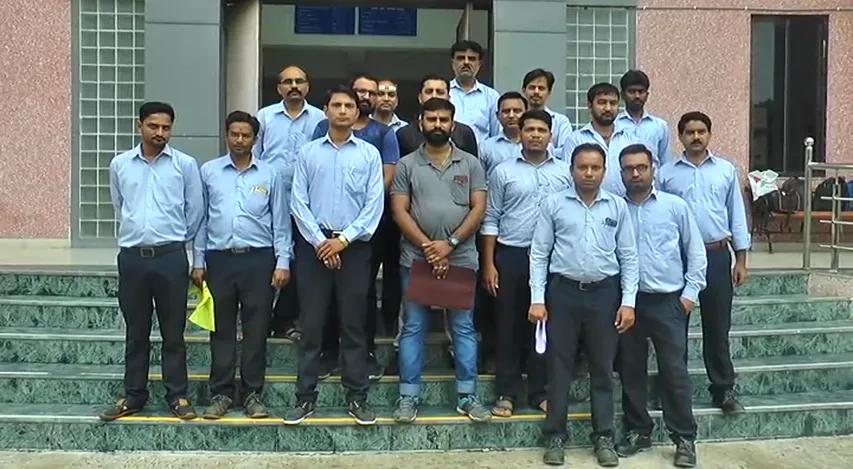 અંકલેશ્વર : પાનોલી જીઆઇડીસીમાં આવેલ કુમાર કન્ટેનર કંપનીમાં 23 વર્ષીય કામદારના મોતની તપાસની કરાઇ માંગ