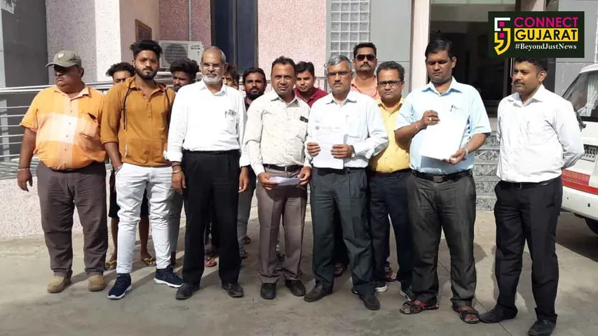 સેક્યુલરવાદીઓ અરાજકતા ફેલાવતા હોવાના આક્ષેપ સાથે વિ.હિ.પ.નું કલેકટરને આવેદન