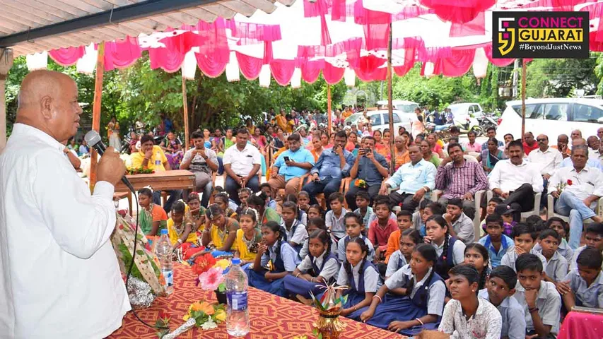 સરોન્ડા ગ્રામ પંચાયત ખાતે યોજાયો ગ્રામ્યકક્ષાનો વૃક્ષારોપણ કાર્યક્રમ