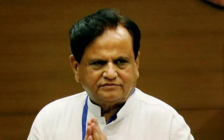 પતેતી નવરોજ,જૈન ચાતુર્માસ અને શ્રાવણ માસના પવિત્ર ઉત્સવ ની શુભેચ્છા પાઠવતા સાંસદ અહેમદ પટેલ