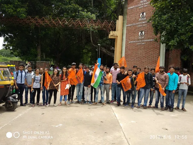 370 અને 35/A હટાવવાના સરકારના ઐતિહાસિક નિર્ણયને ABVP દ્વારા કોલેજોમાં ફટાકડા ફોડી વધાવાયો