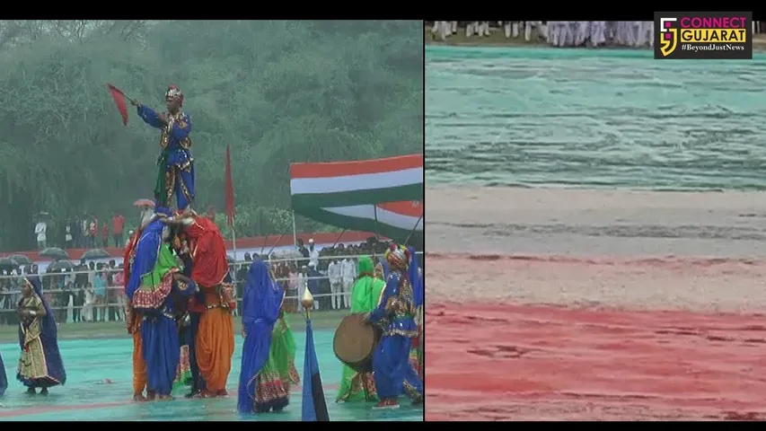 બનાસકાંઠા: વરસતા વરસાદ વચ્ચે યોજાયા દેશભક્તિના રંગા રંગ કાર્યક્રમ