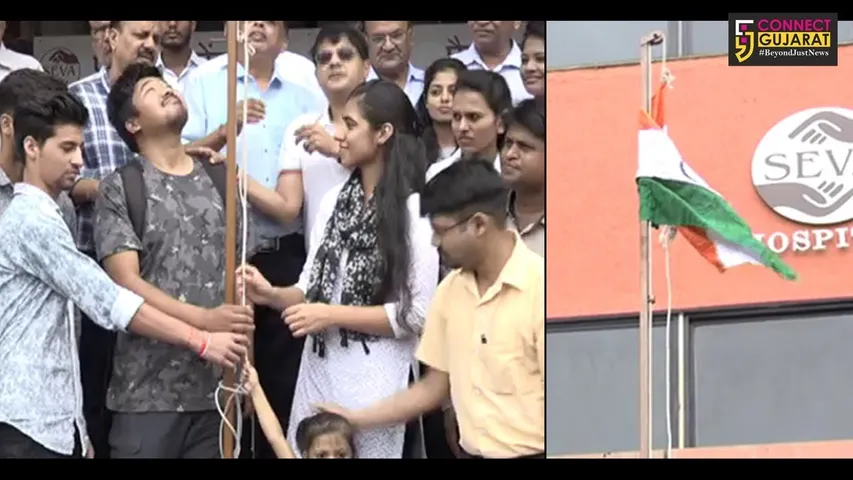 સુરતમાં અભ્યાસ કરતા કાશ્મીરી યુવક-યુવતીઓએ ધ્વજવંદન કર્યું