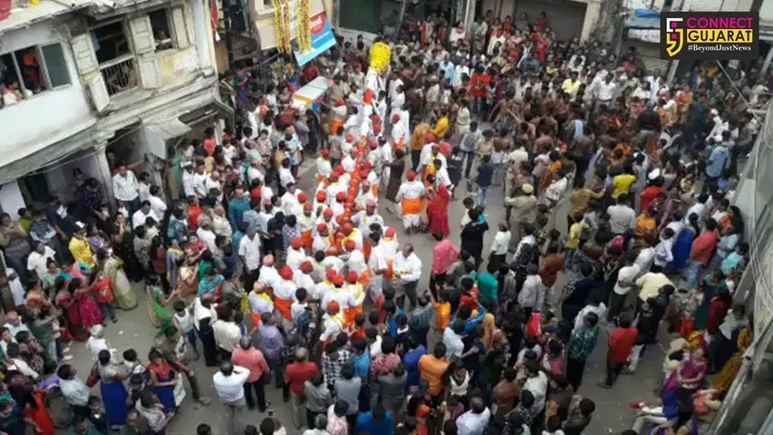 ભરૂચ : છડીનોમની ઉજવણી : છડીઓને જોવા ઉમટયું માનવ મહેરામણ