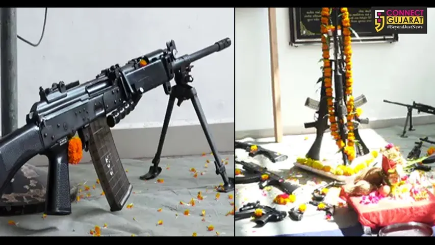 સુરત : વિજયાદશમીએ પોલીસ વિભાગે જાળવી પરંપરા, શસ્ત્રોનું કરાયું પૂજન