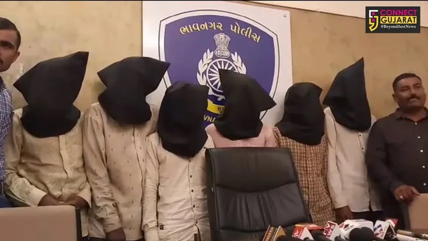 ભાવનગર : દિવસે ફેરિયાના સ્વાંગમાં રેકી કરી રાત્રિના લૂંટ કરતી ટોળકી ઝડપાય