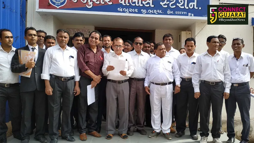 ભરૂચ : જંબુસરમાં વકીલોએ નોંધાવ્યો વિરોધ, દિલ્હી પોલીસે ફાયરિંગ કરી વકીલોને પહોંચાડી હતી ઇજા