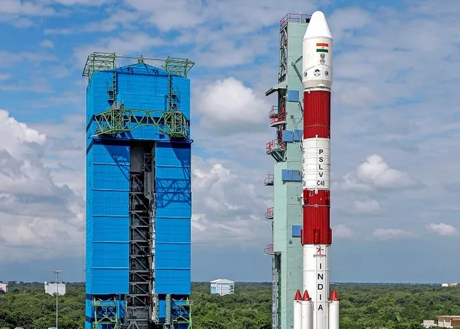 રાતના અંધકારમાં અને ખરાબ વાતાવરણમાં પણ સાફ તસવીર લેશે આ સેટેલાઈટ, ઇસરો કરશે આજે લોન્ચ