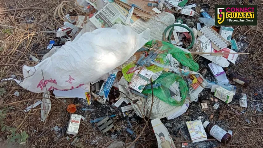 બનાસકાંઠા : ધાનેરા ખાતે જાહેરમાં ઠલવાયો મેડિકલ વેસ્ટ, ગ્રામજનોમાં રોષ