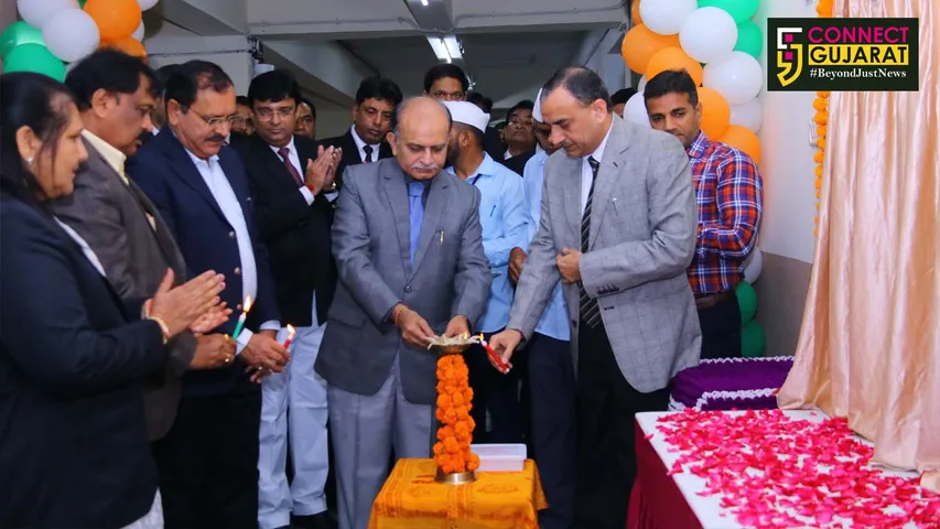 વલસાડ : કોર્ટ ખાતે વલનેરેબલ વિટનેશ સેન્ટરનું ઉદ્ઘાટન કરતા ગુજરાત હાઇકોર્ટના ન્યાયમૂર્તિ કારીયા