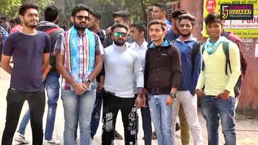 ભરૂચ : બિન સચિવાલયની પરીક્ષા રદ થતાં જે.પી.કોલેજ બહાર કરાઇ ઉજવણી