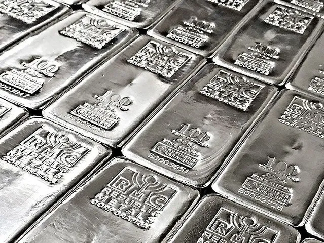 ચાંદીમાં ઝડપી તેજી 52000 ક્રોસ, રોકાણકારો હવે ચાંદી તરફ આકર્ષાયા