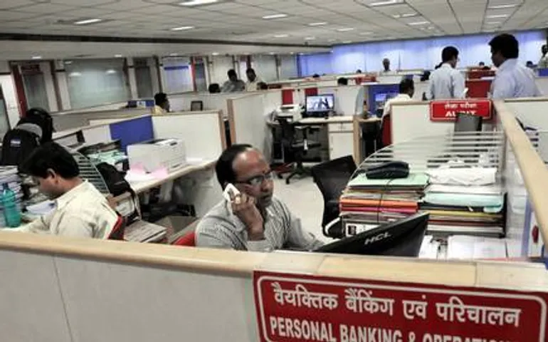 બેંક કર્મચારીઓના પગારમાં થશે 15%નો વધારો