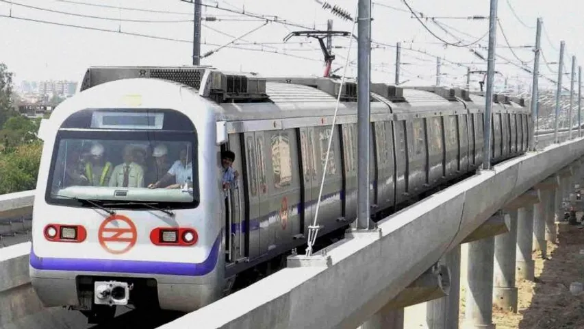 અમદાવાદ : આજથી લોકો માટે  મેટ્રોની સવારી શરૂ, 169 દિવસ બાદ સેવાનો પ્રારંભ