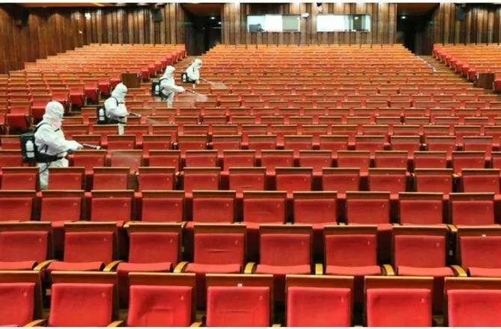 અનલોક 5 : સ્વિમિંગ પૂલ અને થિયેટર ખોલવાની મંજૂરી પણ શરતોનું કરવું પડશે પાલન