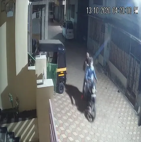 ભરૂચ: અંકલેશ્વર તાલુકાના ખરોડ ગામે બંધ મકાનને નિશાન બનાવી તસ્કરો ચોરી કરી ફરાર