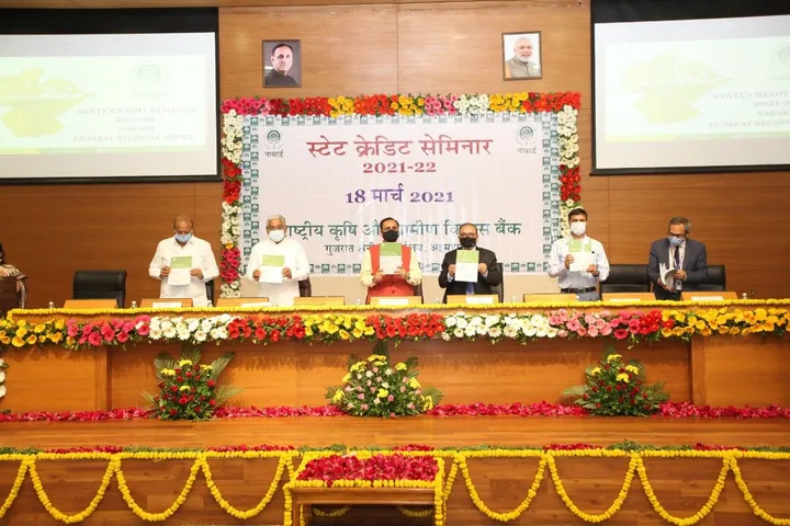 CM રૂપાણીના અધ્યક્ષ સ્થાને નાબાર્ડ સ્ટેટ ક્રેડિટ સેમિનાર યોજાયો