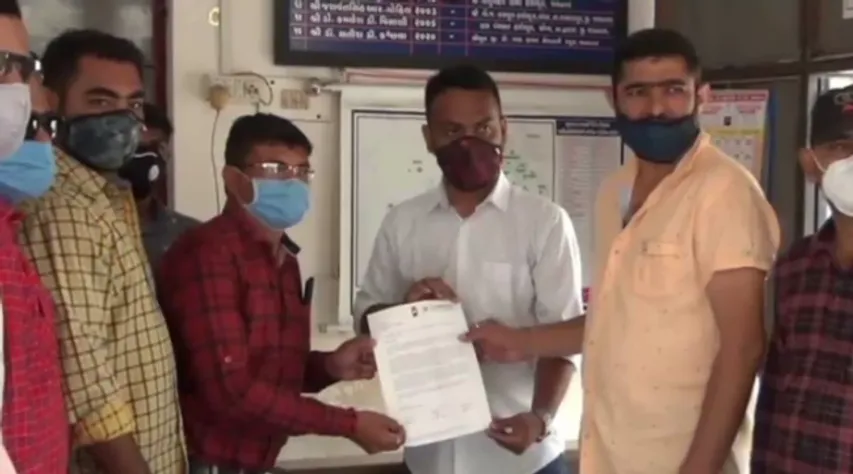 જામનગર : 25% ફી માફીના બદલે સંપૂર્ણ ફી વસૂલતી CBSC શાળા, NSUI દ્વારા જિલ્લા શિક્ષણાધિકારીને કરાઇ રજૂઆત