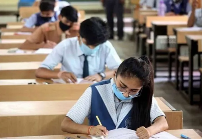કોરોનાના મહામારી વચ્ચે ICSE બોર્ડે રદ કરી ધોરણ 10ની પરીક્ષાઓ, 12 ધોરણ માટે જૂનમાં લેશે નિર્ણય