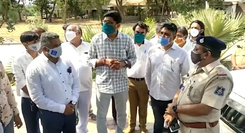 ભરૂચ: આપ ગુજરાતના પ્રમુખ ગોપાલ ઇટાલિયાએ પટેલ વેલફેર હોસ્પિટલની મુલાકાત, કહ્યું કોઈ રાજકારણ નહીં માત્ર સેવા કરીશું